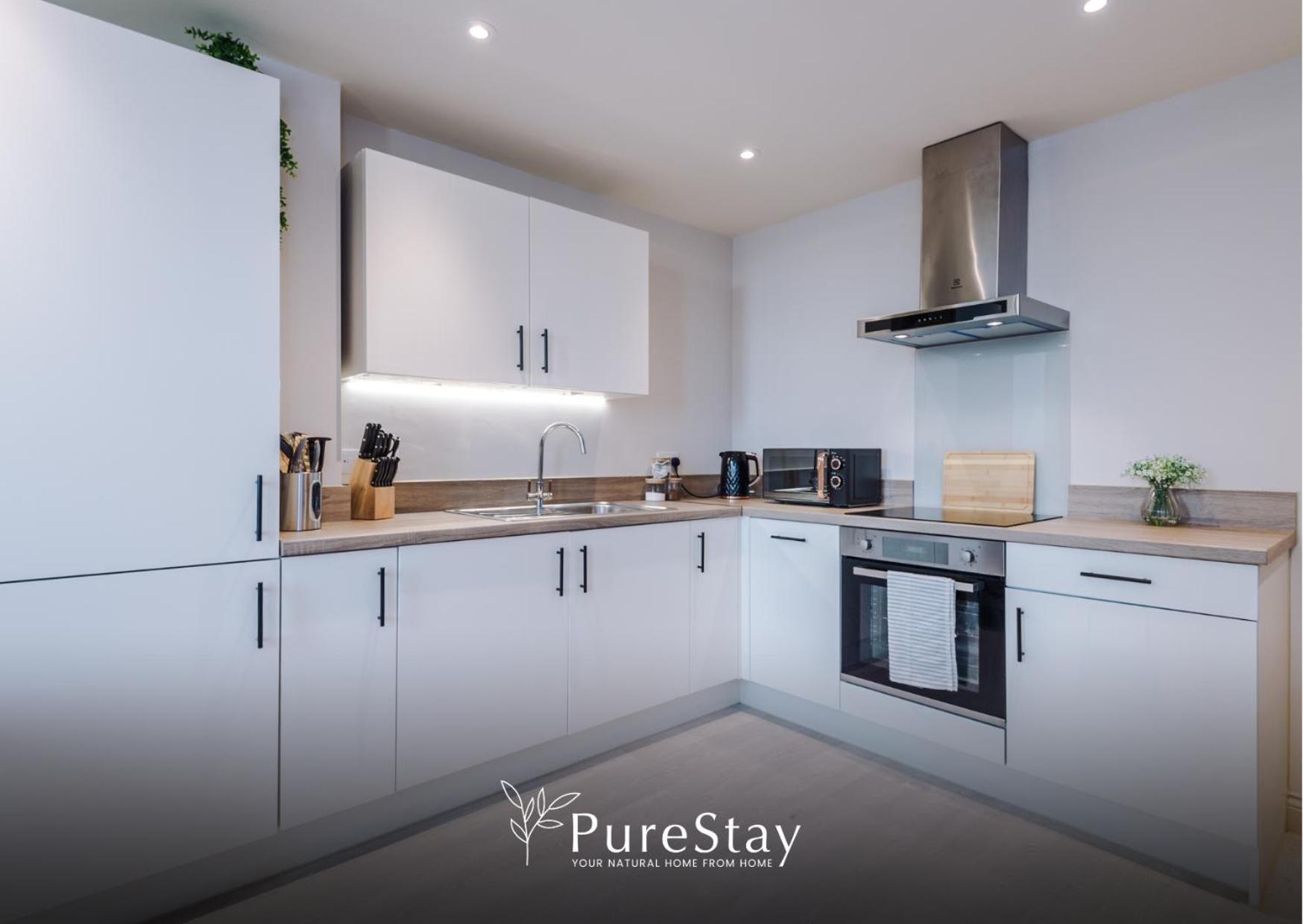 Business - 1 Bed Flat With 2 Beds & Sofa Bed - 7 Night Min!